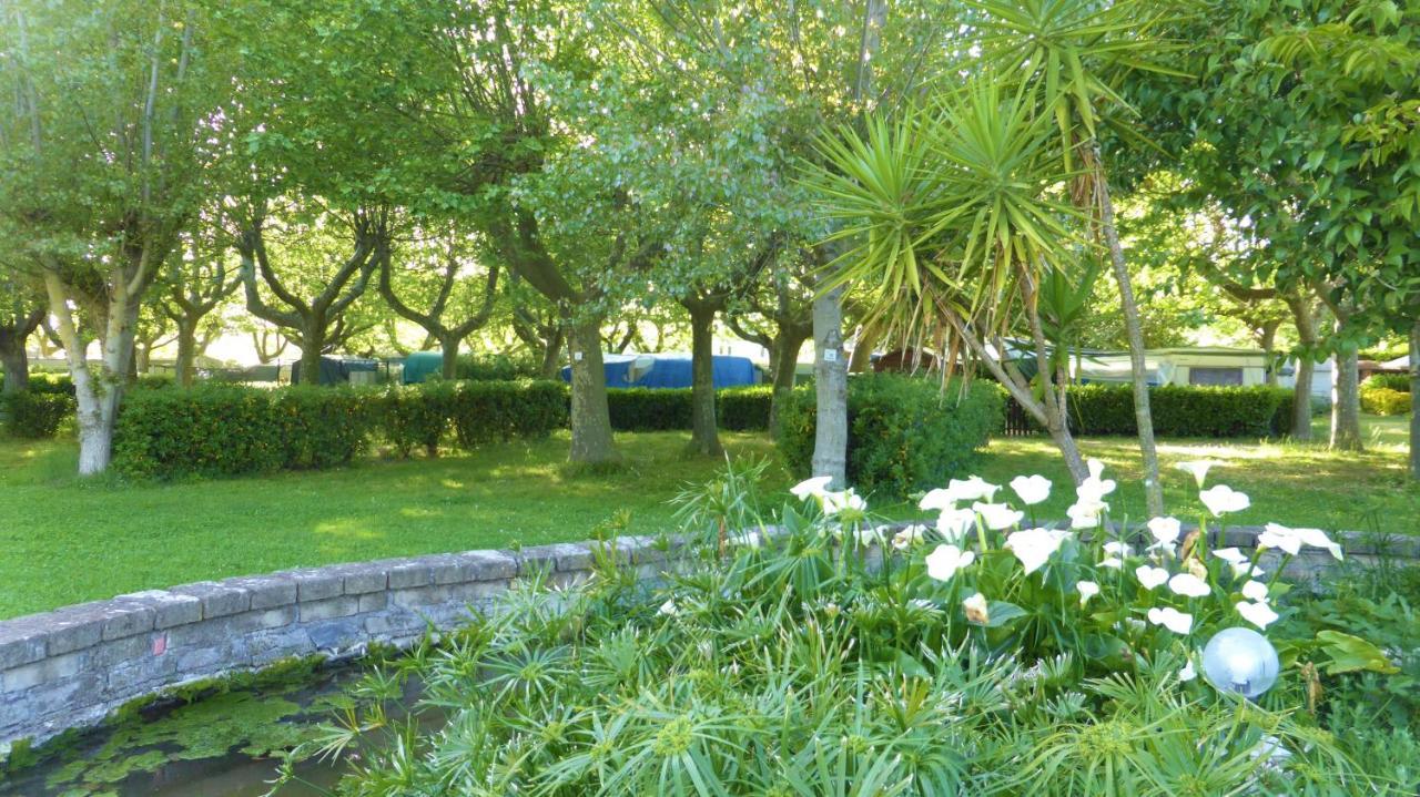 Camping Smeraldo Trevignano Romano Luaran gambar